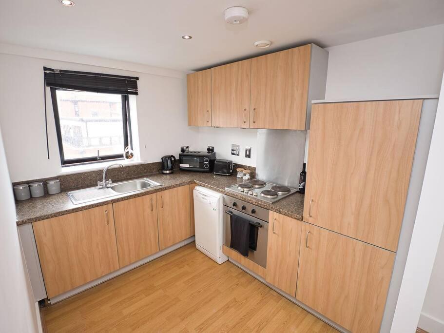 Lovely 1 Bedroom Apartment - Bham City Centre Birmingham Exterior photo